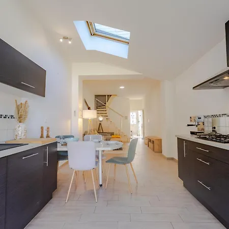 Maison Elegante Avec Jardin I Centre De Dom wakacyjny